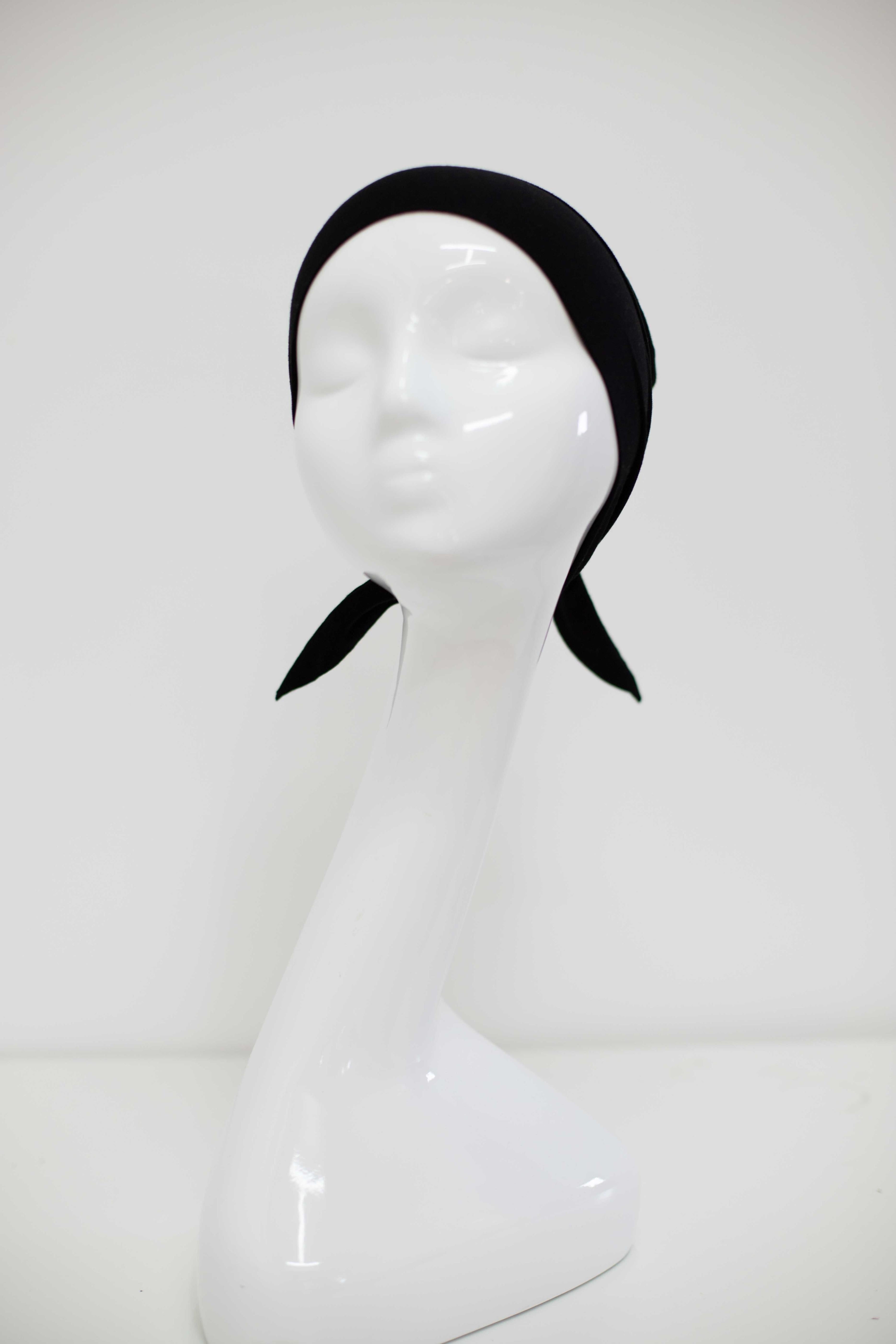 Bonnet à nouer