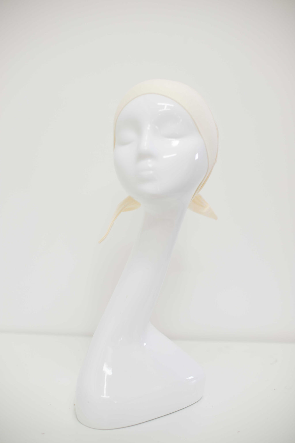 Bonnet à nouer