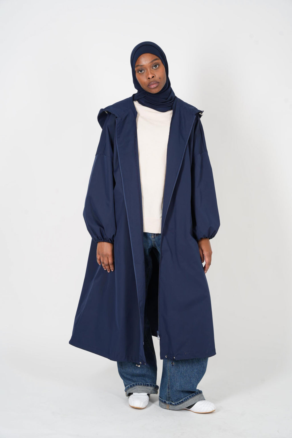 Parka à capuche bleu marine