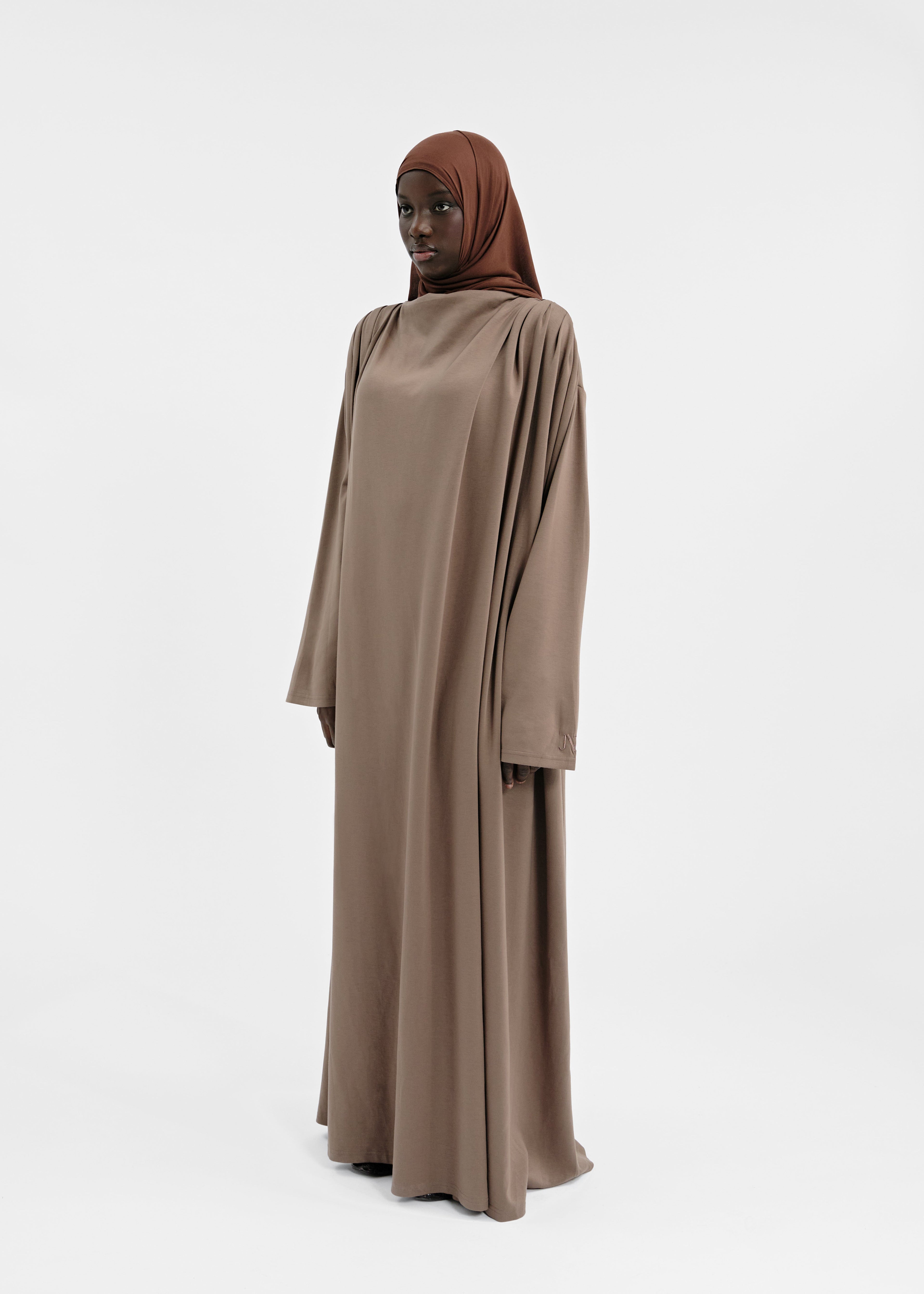 Robe Nebras taupe