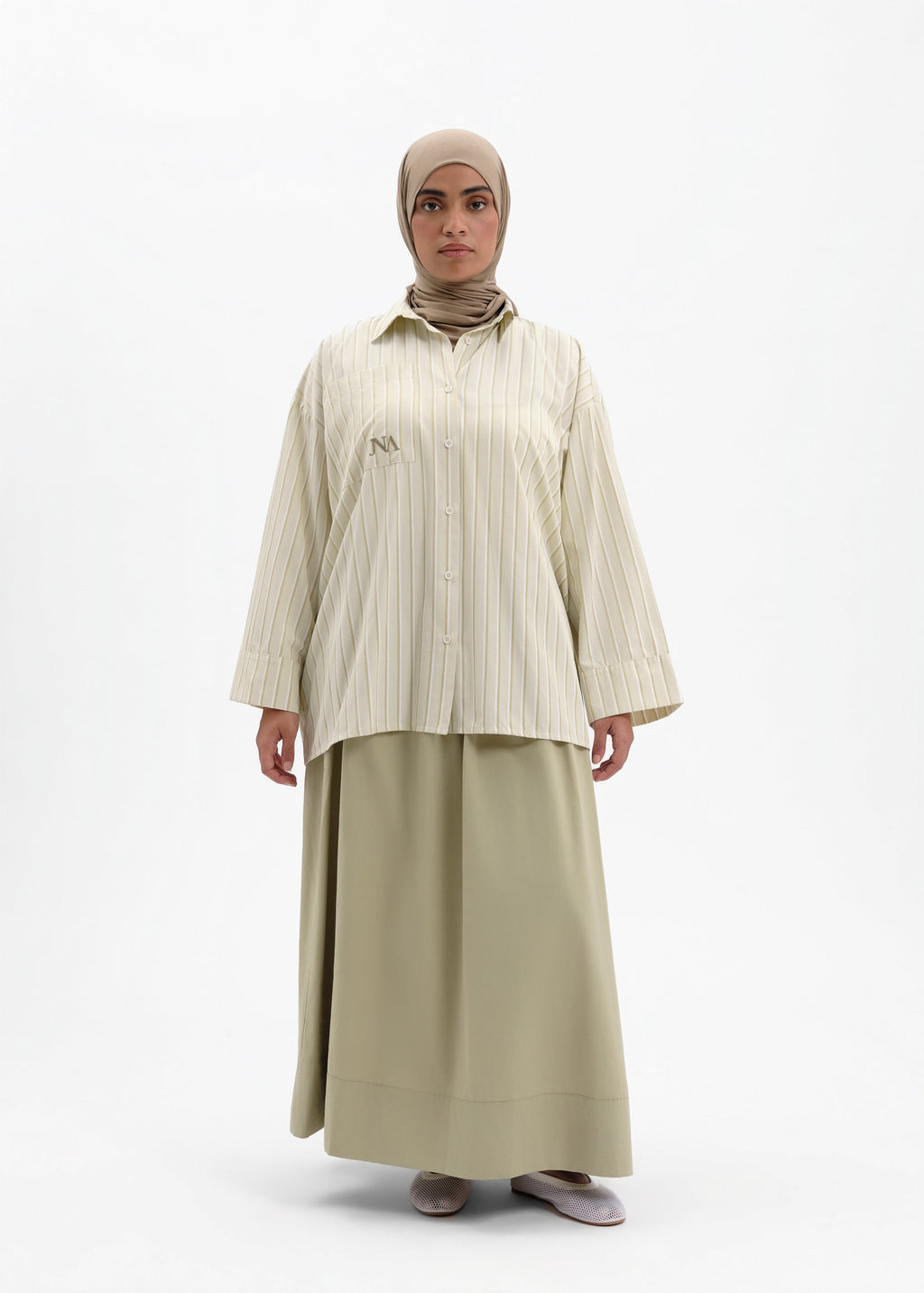 Chemise à rayures olive
