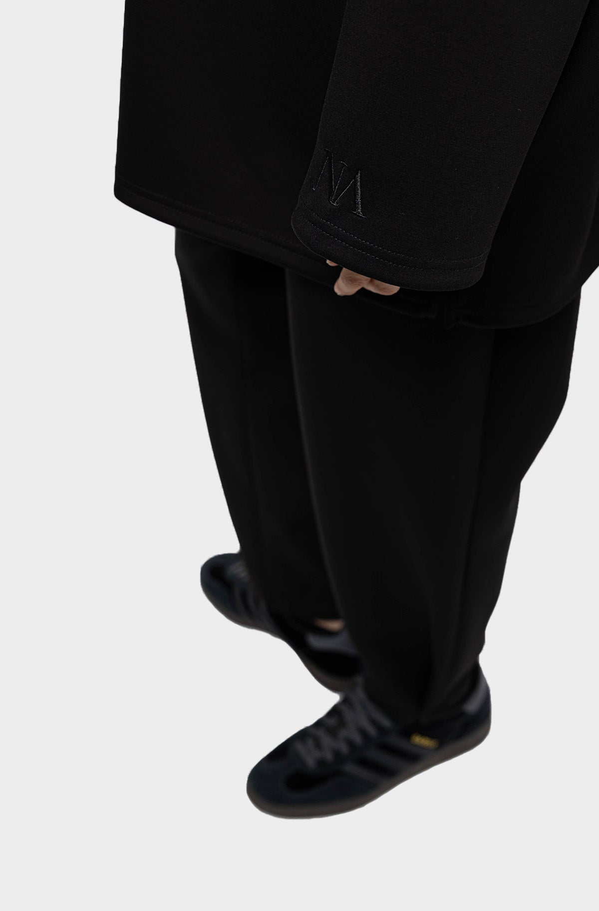 Ensemble alto noir
