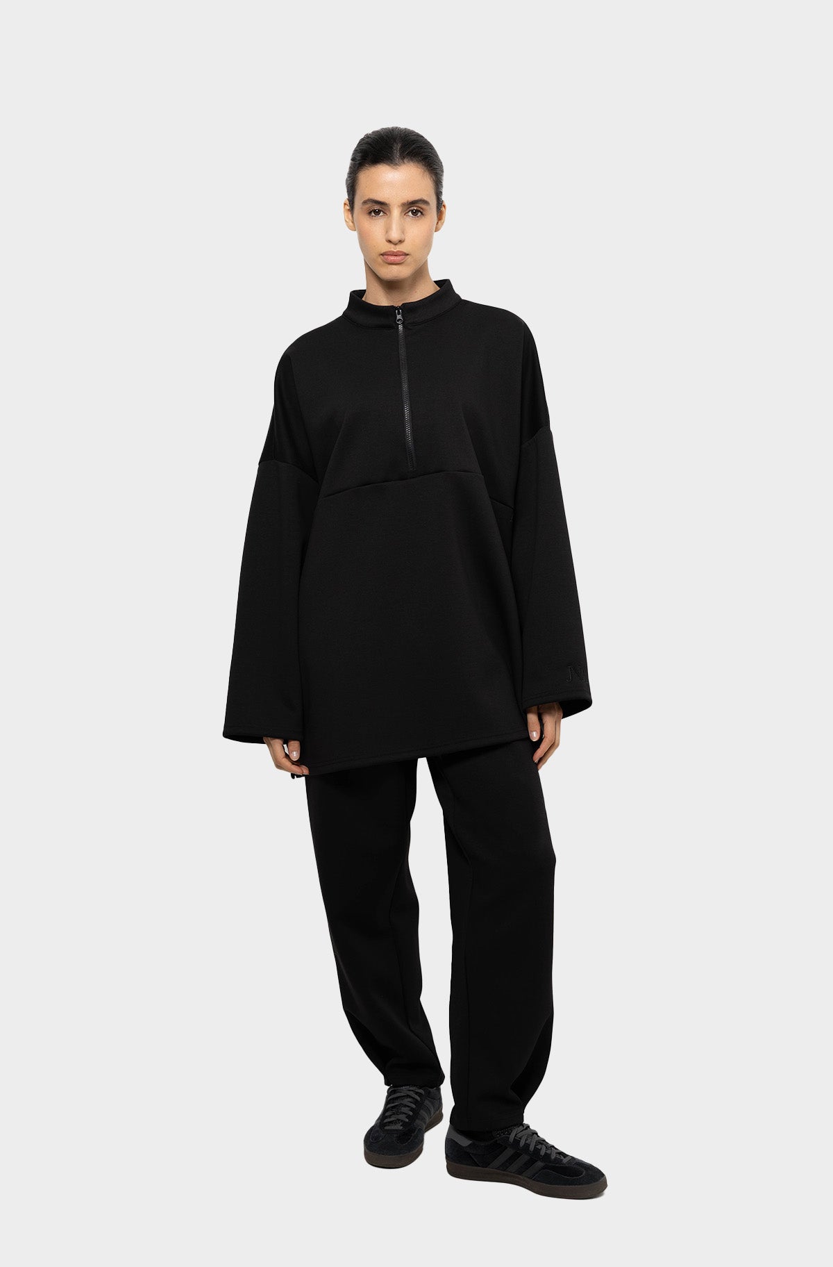 Ensemble alto noir