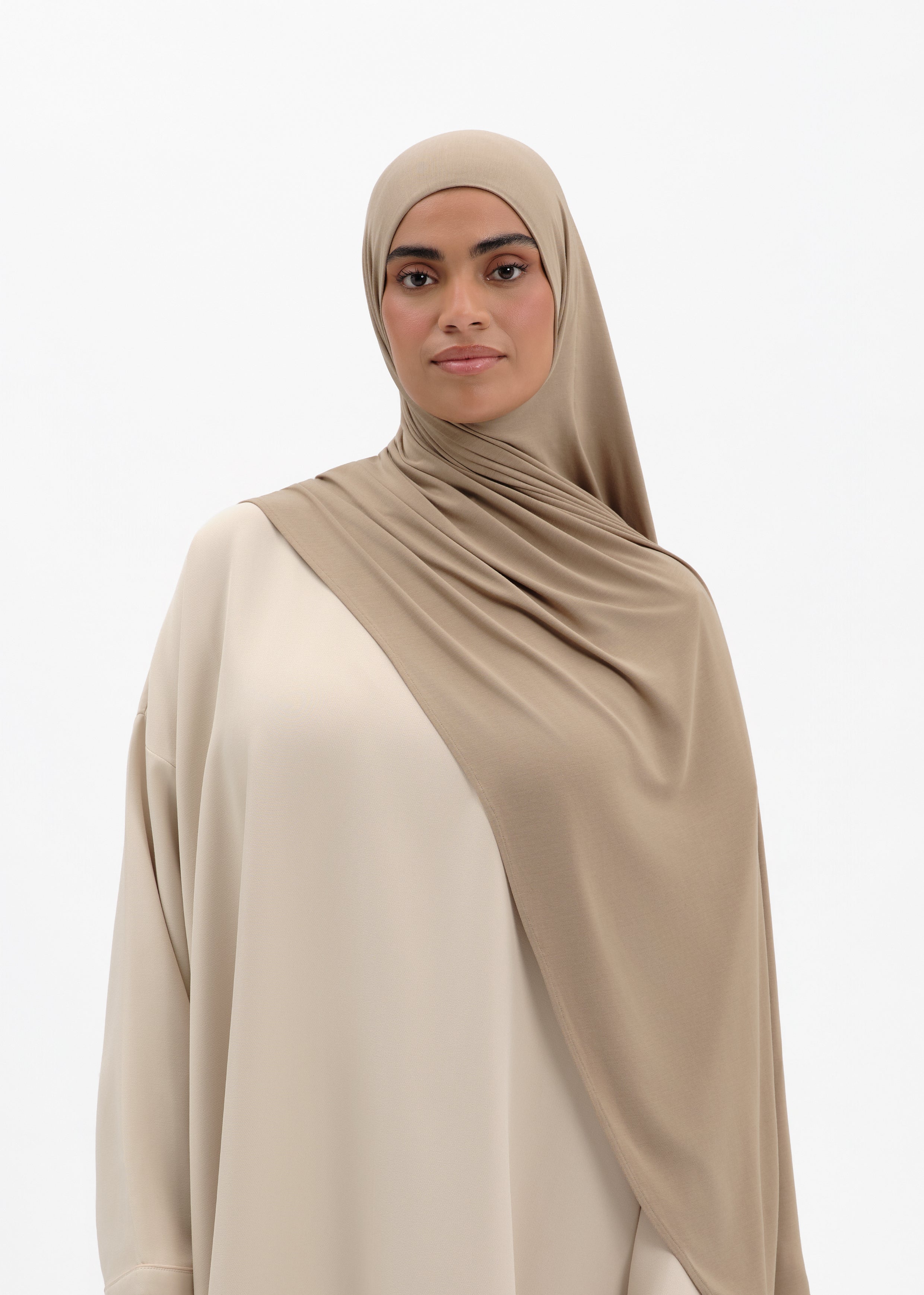 Easy-fit hijab beige
